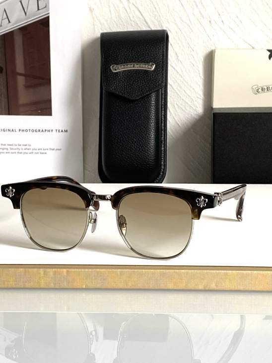 Picture of Chrome Hearts Sunglasses _SKUfw73376671fw